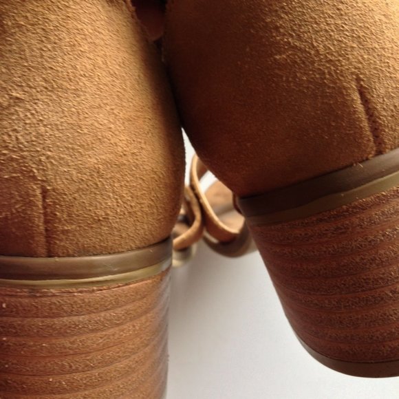 STEVE MADDEN-Tan "KANZLEY" Ankle Wrap Sandals - Picture 9 of 13